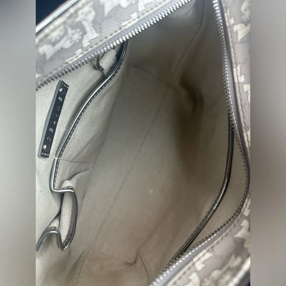 Celine Horse Carriage PVC Handbag - Picture 12 of 14